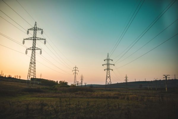 Guide complet des avis et témoignages sur l'énergie française
